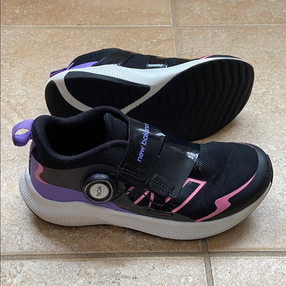 Girls New Balance BOA sneakers sz 3